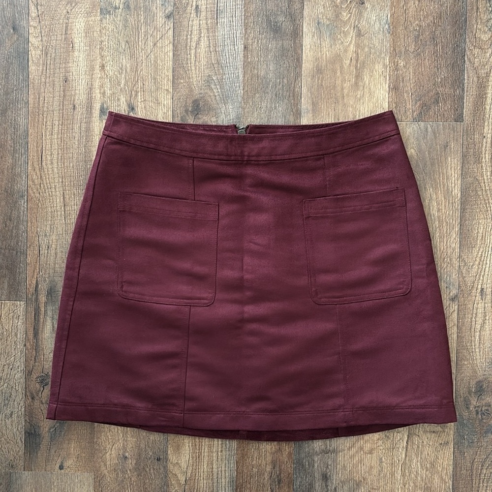 Old Navy Burgundy Faux Suede Fall Vibes Mini Skirt size 10